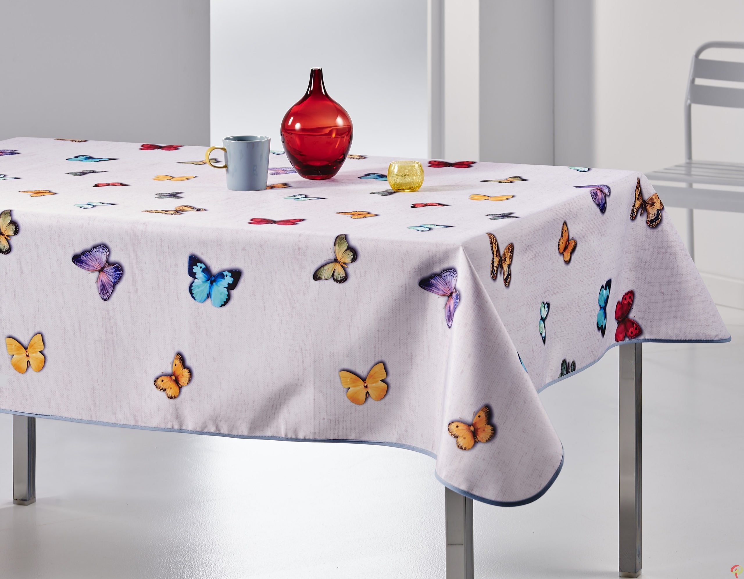 Nappe rectangulaire anti tâche – Papillons Multicolores – Nappe de table,  Linge de table, Linge de maison