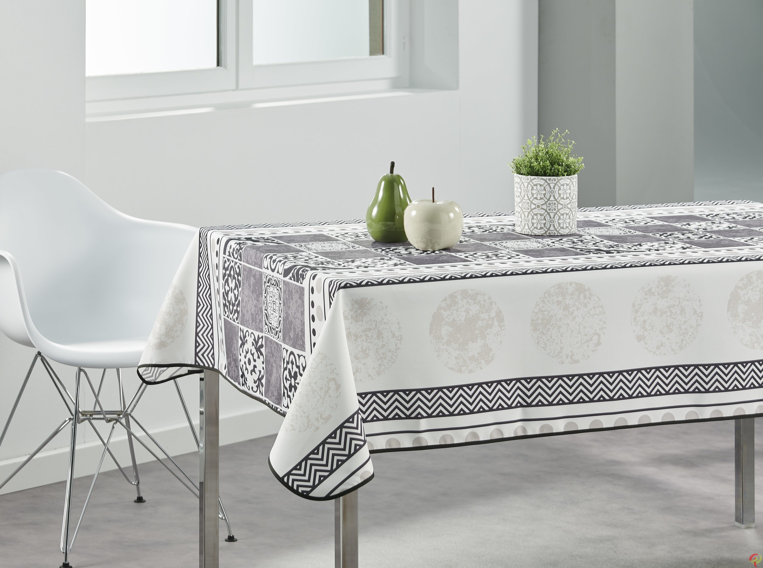 Nappe blanche rectangulaire polyester 300*200